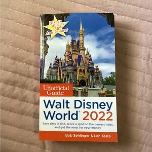Unofficial Walt Disney World 2022 Guidebook 50th anniversary